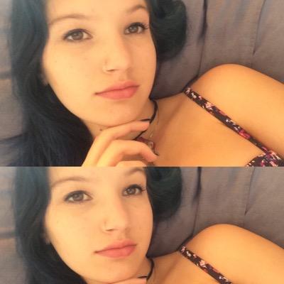 SHEMALE FUCK A FEMALE Give Me Your Cummies