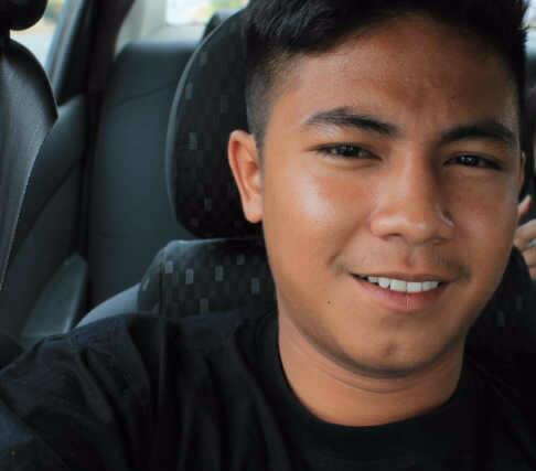 rizky_1518's profile picture. (GSE) bismillah... Kuserahkan kepada hamba mu iya allah O:)