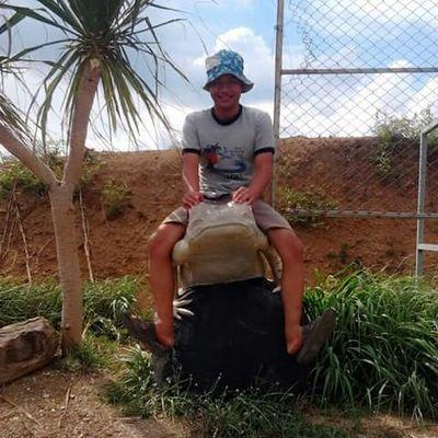 gupon36's profile picture. 