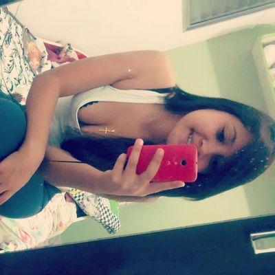 ✖ Senhor me faça forte pra continuar, não me deixe fraquejar. Me guie onde eu for, me livre do perigo, do meu caminho afaste o inimigo! ❤ // mor. . .