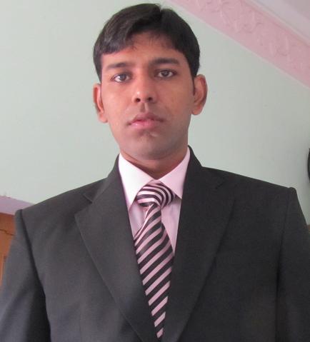 S/W Dev Engg@Civil Maps, voracious reader of india political news.
