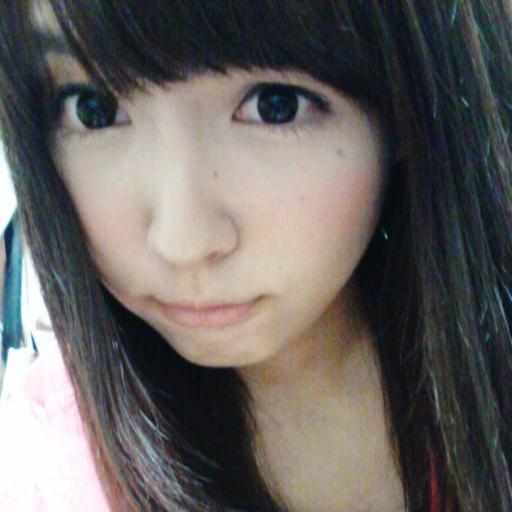 えみかです。嵐に夢中な女子です。大野くんが大好き♡普段は割とおとなしめでインドア派ですが、コンサートやイベントものには積極的に参加しています♪よろしくお願いします☆