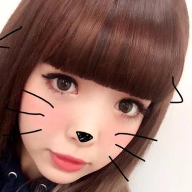 ほのかです。趣味はトレーニングとコンサートに行くこと。好きなアーティストは嵐で松潤が好きです。今年もチケ当たりますように!よろしくお願いします☆
