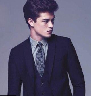 franciscoRPGLA3's profile picture. Well, my head says no. But, my heart says no.