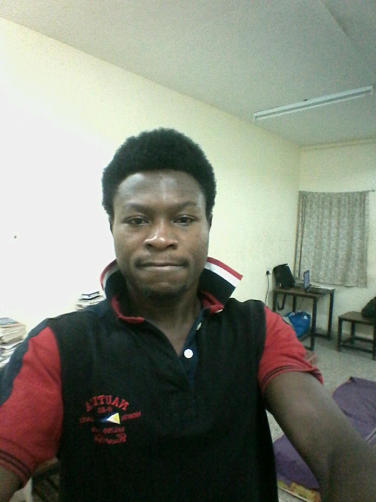 My name is Valentino Davies Ajewole, I love meeting people and making new friends