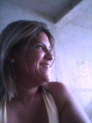 ͡ ʚïɞ
Яعsiℓعnci∂彡Cuando el filósofo señala la luna el tonto se fija en el dedo