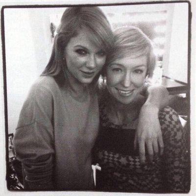 heartswizzle's profile picture. now you mail back my things and I walk home alone