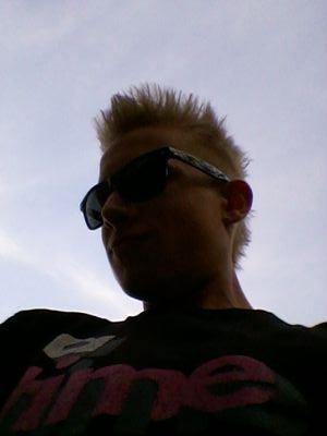 Leon Löckmann aka Audio Thru
----------------------------------------------
Genre:. Techno, Minimal, Deep House, Tech House