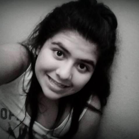 GamdzykLara's profile picture. Solo Quiero Tus Besos ♥