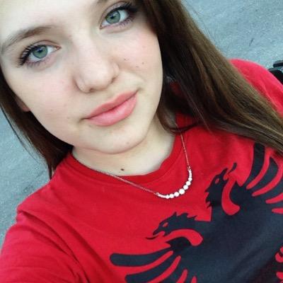 e_hajrullahu's profile picture. Hey i'm erza and i'm 13 years old :) and i love's to sing❤️