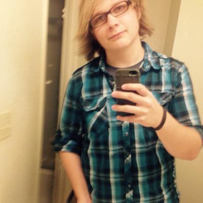 Roaryjennings's profile picture. Spreading smiles like they’re herpes