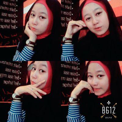 yunipitriani1's profile picture. 