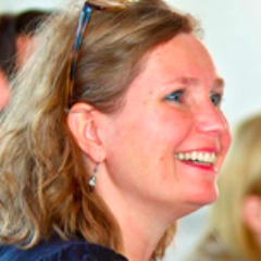 E-learning, zorg en welzijn, e-learning Indicatiestelling. Ook: echtgenote, moeder van twee meiden, nerd.
http://t.co/g1J9wak5jR