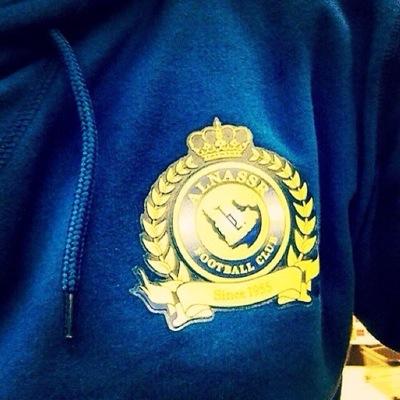 ‏يسألوني أين وطني؟ وطني في اصفرك وازرقك في كيانك وبين لاعبيك وطني انت ي ‏#نصر‏.... في العالمية قد اخذنا الارتقاء. ،~*طالب جامعي - كلية الهندسة*