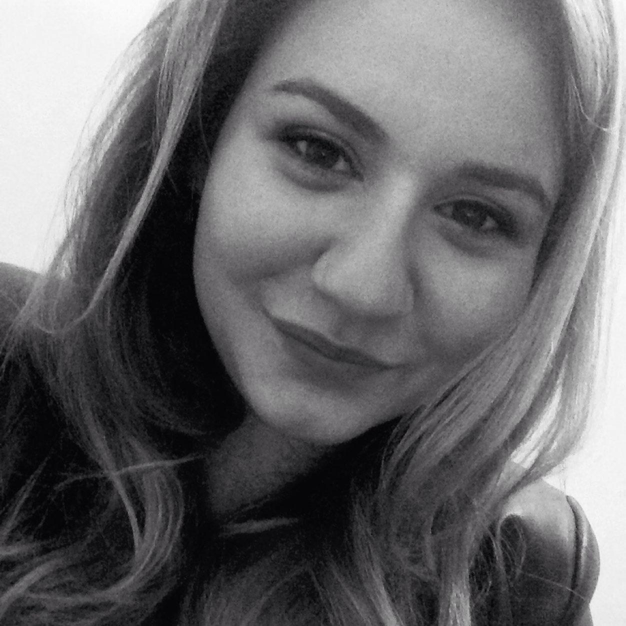 PaulineCqt's profile picture. Second star to the right and straight on 'til morning light ⭐️