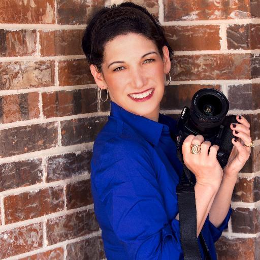 Portrait, headshot, lifestyle & event photographer in the North Dallas, TX area.