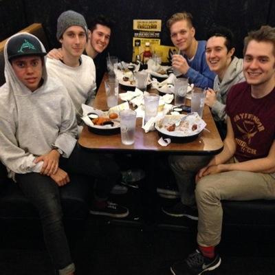 joeysjonah's profile picture. SETTLE DOWN KIDS