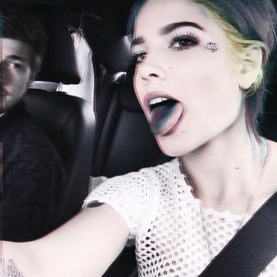 i gave you a free follow so pls rt this https://t.co/MrvtBW3dRc