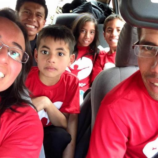 Soy pastor adventista, Distrital de la Mision Ecuatoriana del Sur, casado con Ligia Suarez con  tres lindos hijos