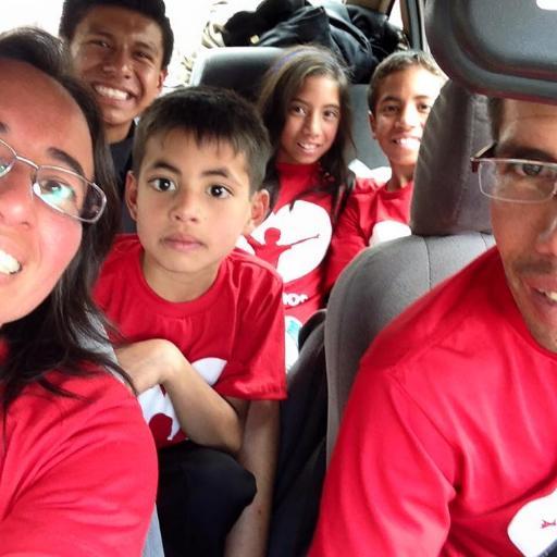 Pastor de la iglesia Adventista del Septimo Día, Distritalde la Mision Ecuatoriana del Sur, casado con Ligia Suarez, con tres hermosos niños.