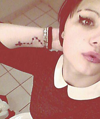 Ne fais jamais ce que tu n'aimeras pas qu'on te face .