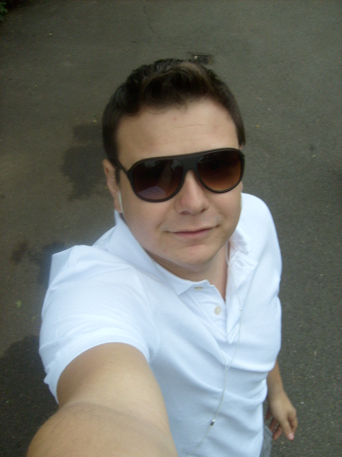 Alexjimenez85's profile picture. 