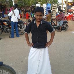 Logesh7477's profile picture. 