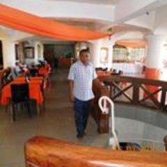 dr_modeste's profile picture. Gynécologue Obstetricien