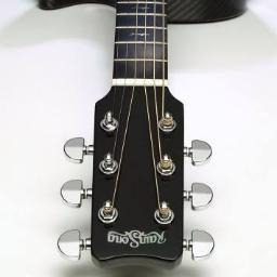 Carbon fiber guitars handmade in Woodinville, WA, USA 
https://t.co/C5glEDCWVN