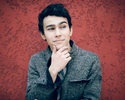 Spencer_Avery1's profile picture. RIP Darren, always in our hearts, love you forever, #staystrong #suicideawareness #raiseyourwands