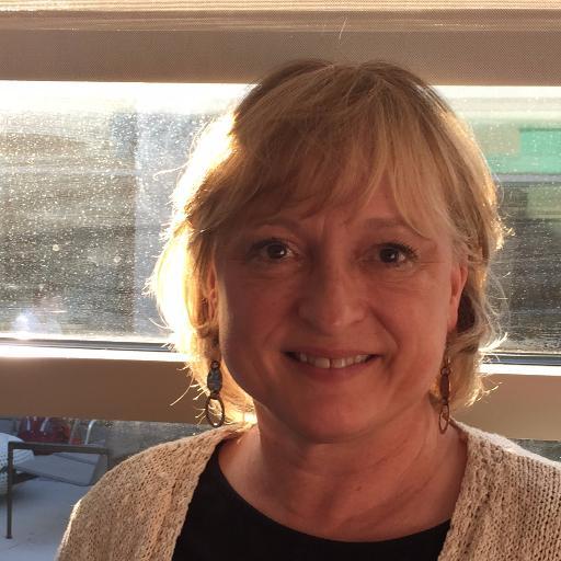 robinannefloyd's profile picture. 