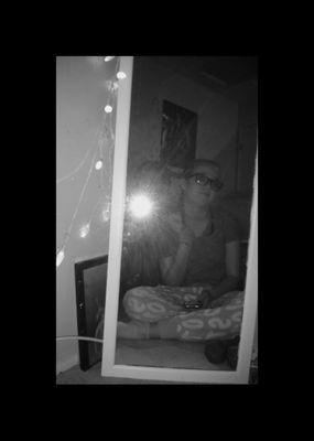 shyy2003's profile picture. bitch.