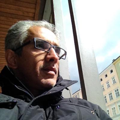 لا حول ولا قوة الا بالله. اللهم اغفر لوالدي