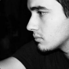 Graphic designer, hobbyist 3d modeler, game lover and newby @UnrealEngine