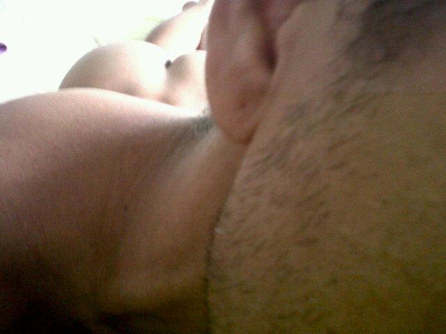 Puto, morboso a mil, versACT, guapo. Muy franco. Me gustan varones. Busco amigo con derecho. Negociemos y vemos que pasa. En las Delicias es la cosa