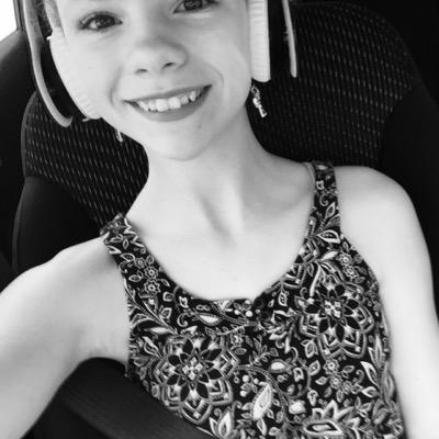 sierra_flowers_'s profile picture. 