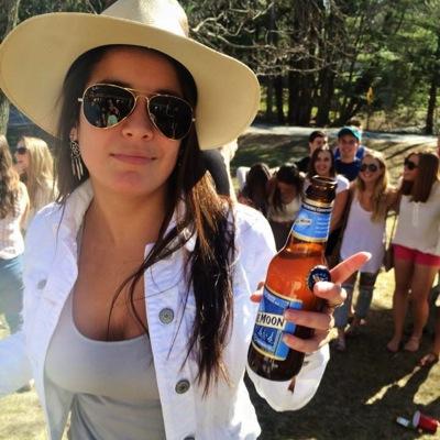fiorela4193's profile picture. i love everything. except for trump.