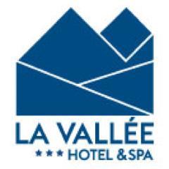 ValleeLourtier's profile picture. Hôtel 3* familial situé à quelques minutes de Verbier et du domaine skiable des 4Vallées. 15 chambres cosy, restaurant, spa, héliski, bike, séminaire