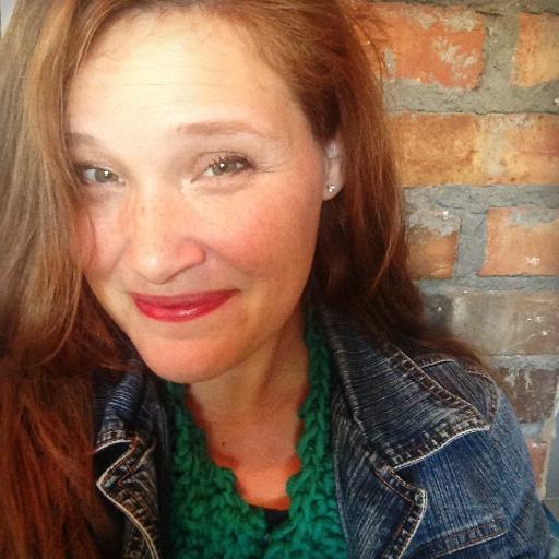 Host @sortaawesomepod ENFP wife to INTJ, mama to 4. Happy Catholic convert. Enneagram 9, Obliger, Ravenclaw