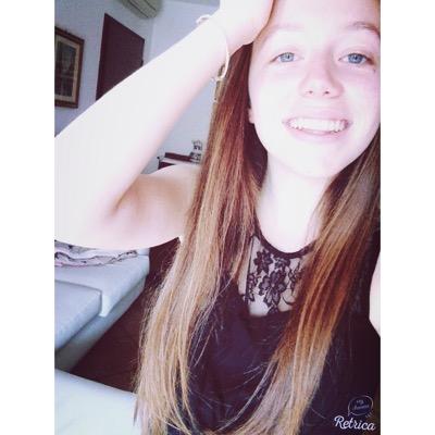 Fan italiana de la colombiana mas linda ❤@orozcoanaok❤️ Me contestò 6 veces✌ #TeamAMO @thekolors ❤️ @elisatoffoli ❤️