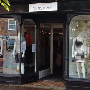 The Official Twitter Page for Tomoli & Will Designer Fashion.  Womens, Mens and Childrens Clothing. In store and On-line.  info@tomoliandwill.com