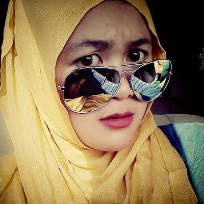 EndangFitriany's profile picture. Wanita ,, 19 maret 1993 ,, hidup itu sederhana cukup kamu pahami syukuri dan jalani semua akan indah :)