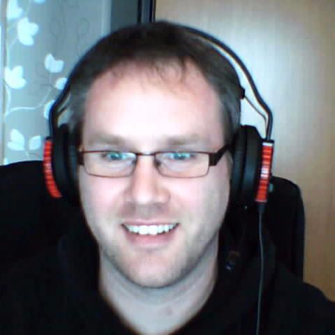 tobson_tobi's profile picture. Papa,  Metalhead und glücklich. Mit Hang zu Tipfehlern