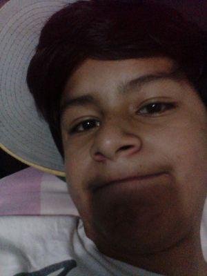 Un Chico q le gusta el Skirym, dormir y youtube
