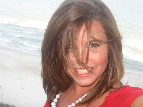 LoriBWarmbie's profile picture. 