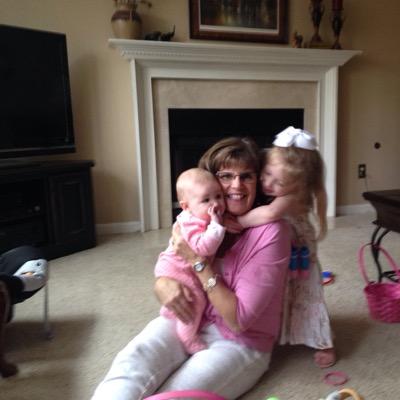 pamelajeanking's profile picture. 