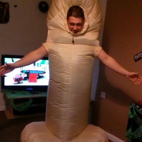 dannysloanlfc's profile picture. The basis of nature is cooperation