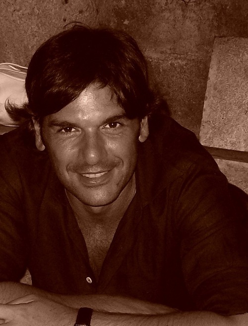 cris1200's profile picture. 