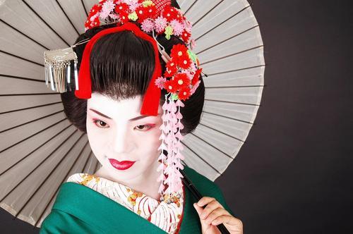 aya_yakko's profile picture. 1999年当時の卒論は、経験学習論をベースとする「新しい学習環境デザイン」新卒から：求人広告他、人材サービスの会社 → 産後から：妊娠・出産・育児メディアの会社 → 40代に入ってから：放課後児童育成事業（放課後児童クラブ長）コミュニケーション全般に興味があります。