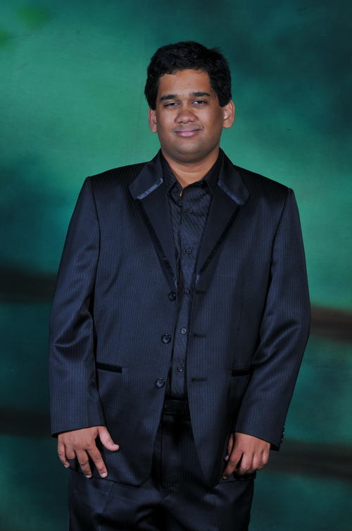 Working professional in https://t.co/IG5wYMHs2r. Big movie buff having great knowlege related to reviewing and stuff.
